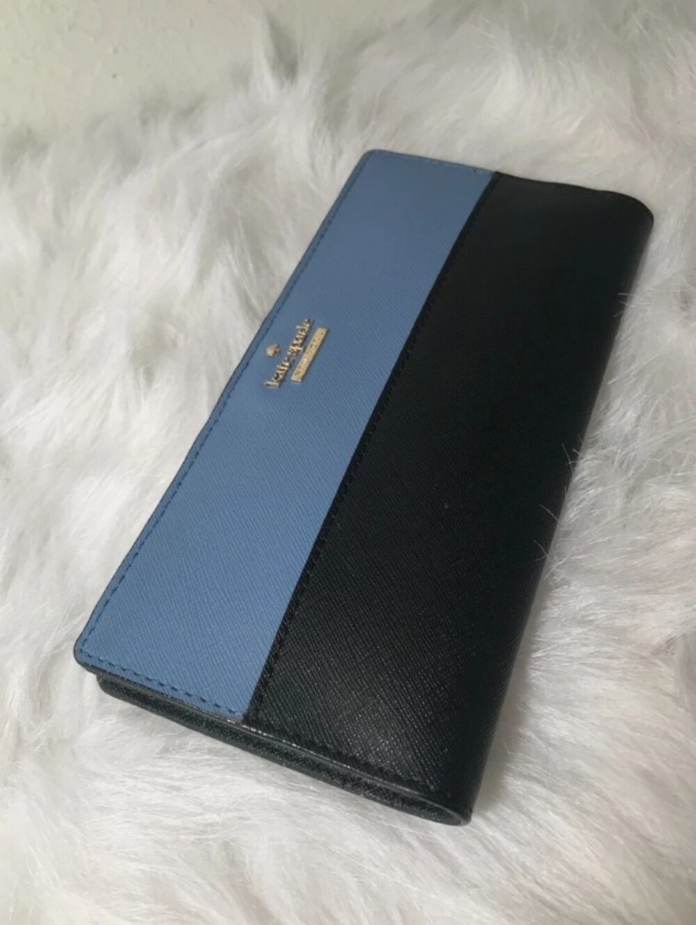 Kate Spade New York Cameron Street Lacey Zip Around Wallet. MSRP $198 - Picture 5 of 9